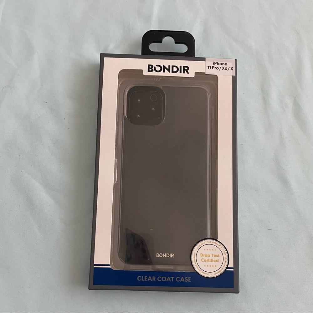 NWOT Bondir iphone 11 pro case